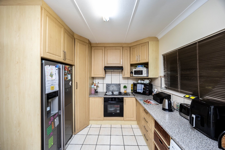 3 Bedroom Property for Sale in Sunnyridge Eastern Cape
